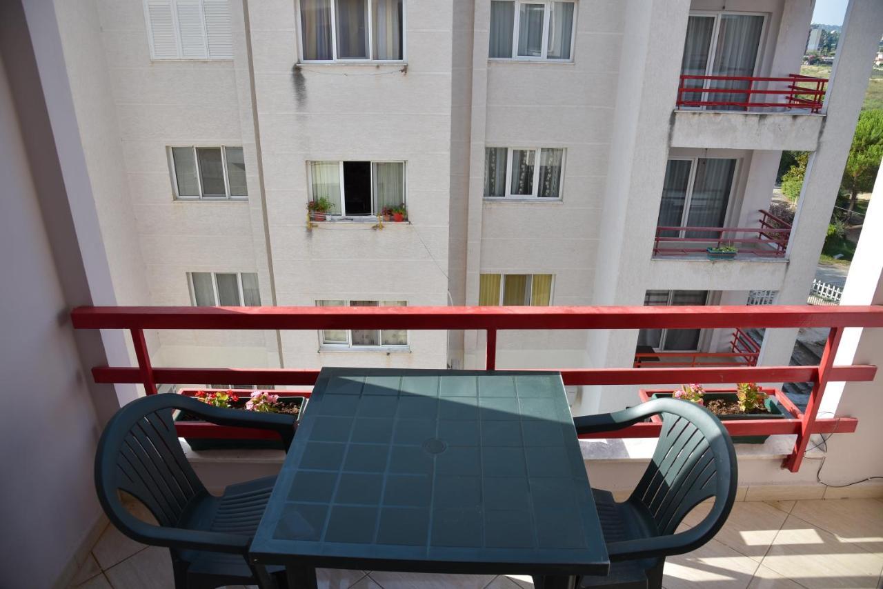 Flowers Apartments Golem  Exterior foto